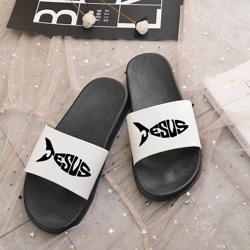 Credential Norm Man Pantofi Pentru Femeie îl Iubesc Pe Isus Sandale Pentru Femei Pantofi De  Vară 2021 Plaja De Moda Sandale Papuci De Moda Harajuku Nou Flip-flops /  Pantofi pentru femei | Albertshop.ro