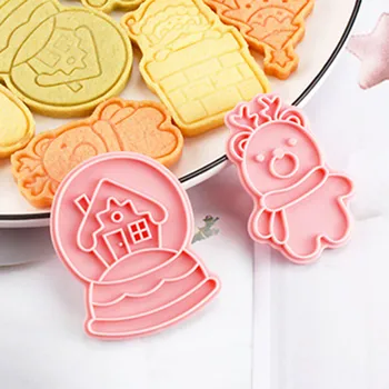 Noi 6pcs Cookie Timbru Biscuit DIY Mucegai Crăciun 3D Tort Cookie Piston Cutter Bicarbonat de Mucegai Xmas Tăietori Cookie Culoare Aleatorii