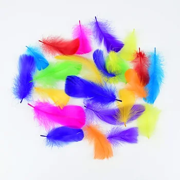 100buc Pene Naturale Colorate Pene de Gâscă Alb Pufos Swan Plume Pentru Casa Cadouri de Nunta Bobo Mingea Decor Meserii DIY Lumini