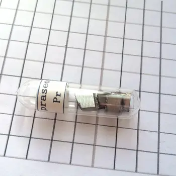 Praseodim metal Turnings Eșantion de Referință în flacon sigilat de 5 grame