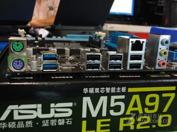 Socket AM3+ Asus M5A97 LE R2.0 Placa de baza DDR3 32GB PCI-E 2.0 AMD 970 Original Desktop Aus M5A97 LE R2.0 Placa de baza AM3+ ATX
