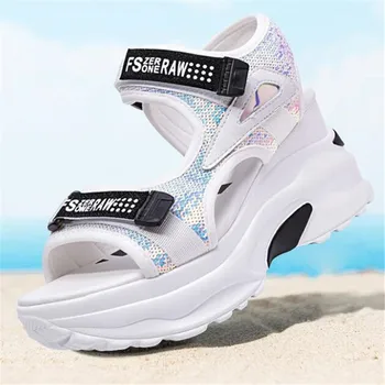 Vara Sport Femei Sandale de Plaja 2021 Nou Casual Bling Panta Toc Brioșă Talpă Groasă în Interiorul Creșterea Roman Culori Amestecate Pantofi