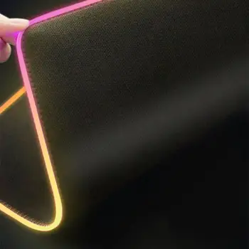 Emițătoare de lumină Pad Tastatură Side-blocat Gaming Mouse Pad Îngroșat Șapte culori RGB Lumini cu LED-uri la Modă Tastatura Și Mouse-ul se Potrivesc