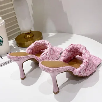 Noi 2021 Moda Femei Pompe De Sex Feminin Cu Toc Papuci De Vara Pantofi Toc Patrat Doamna Țese Slide-Uri Pentru Femei Papuci Flip-Flops