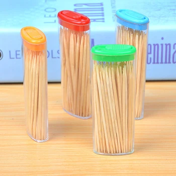 50Pcs/set Bambus Natural Cu Scobitori Cutie, Portabile, de Unică folosință scobitori de uz Casnic Living Food Fructe Scobitori